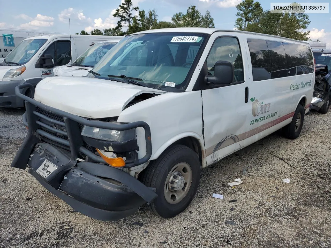 1GAZGNFP9J1335797 2018 Chevrolet Express G3500 Ls