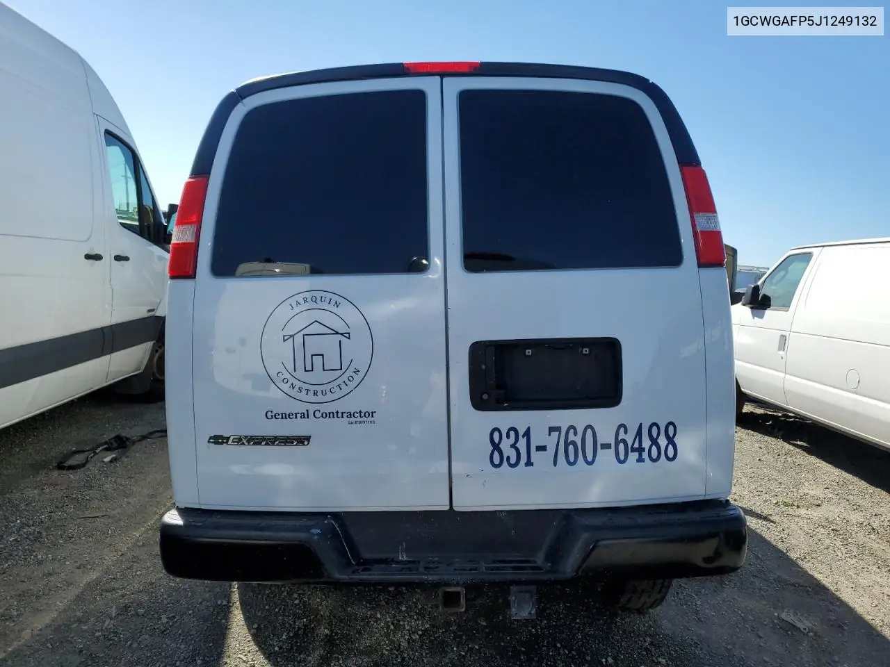 1GCWGAFP5J1249132 2018 Chevrolet Express G2500