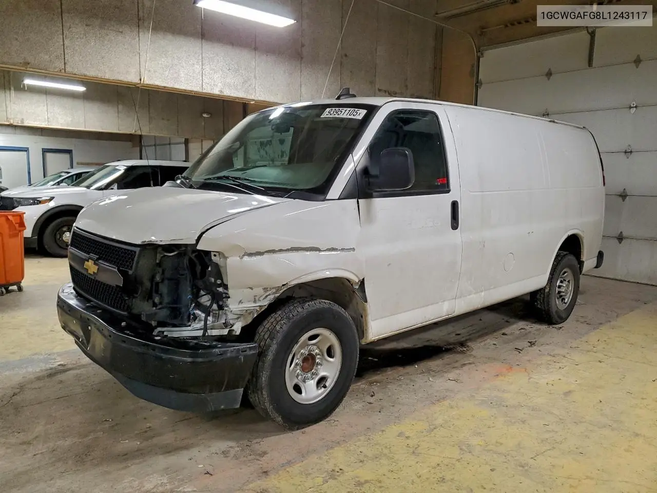 1GCWGAFG8L1243117 2020 Chevrolet Express G2500