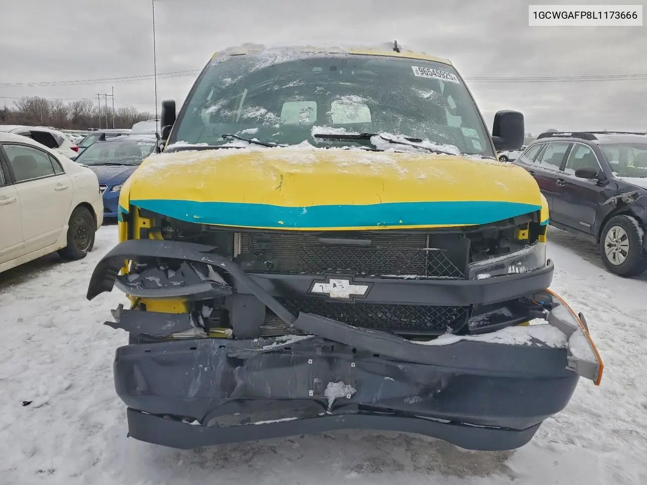 1GCWGAFP8L1173666 2020 Chevrolet Express G2500