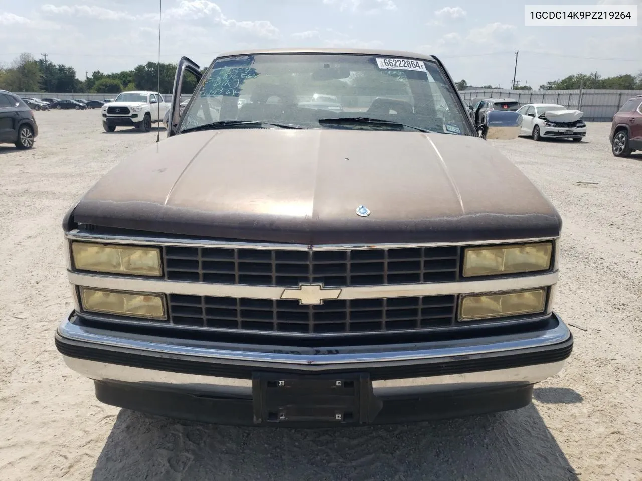 1993 Chevrolet Gmt-400 C1500 VIN: 1GCDC14K9PZ219264 Lot: 66222864