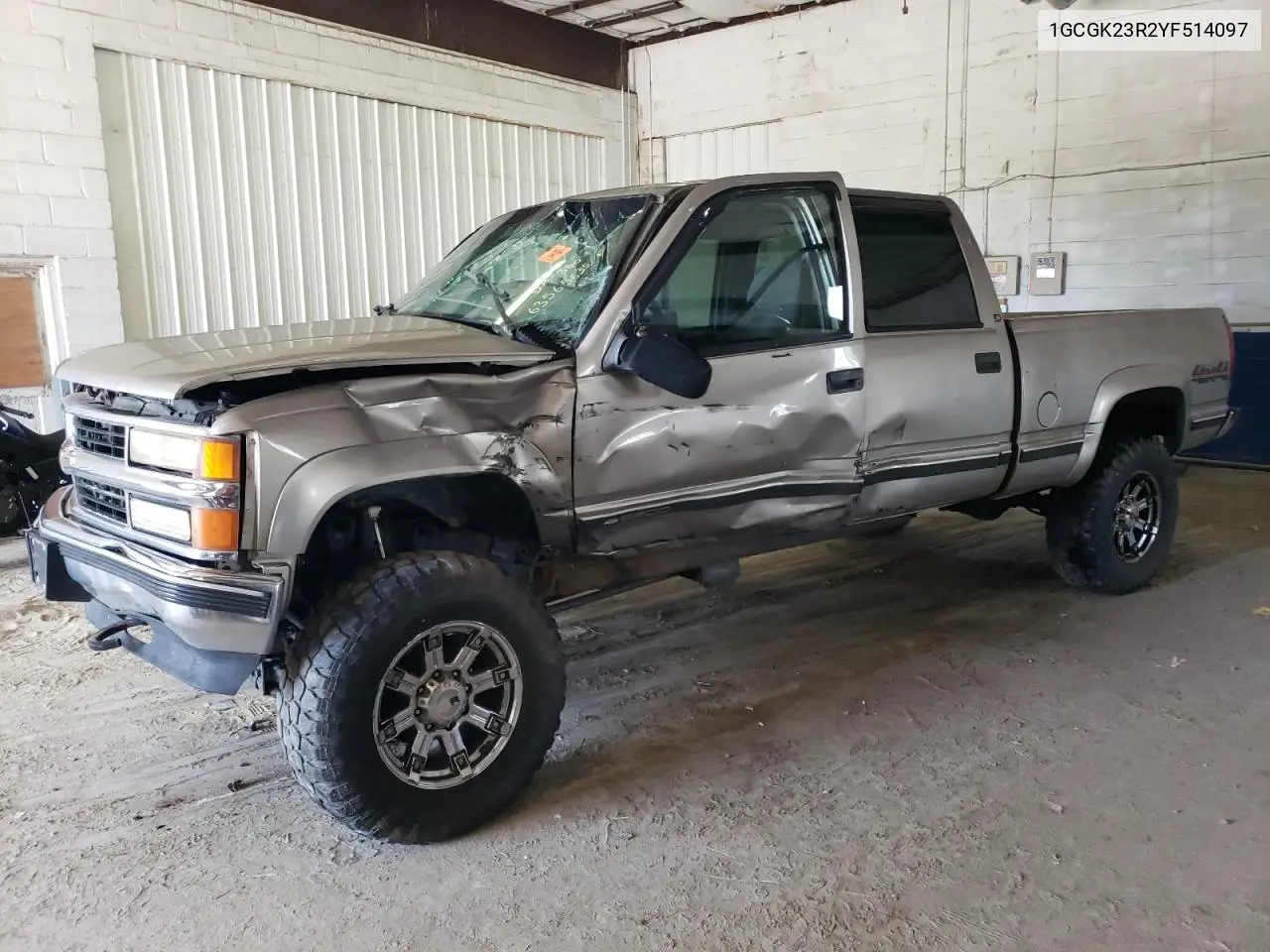 1GCGK23R2YF514097 2000 Chevrolet Gmt-400 K2500