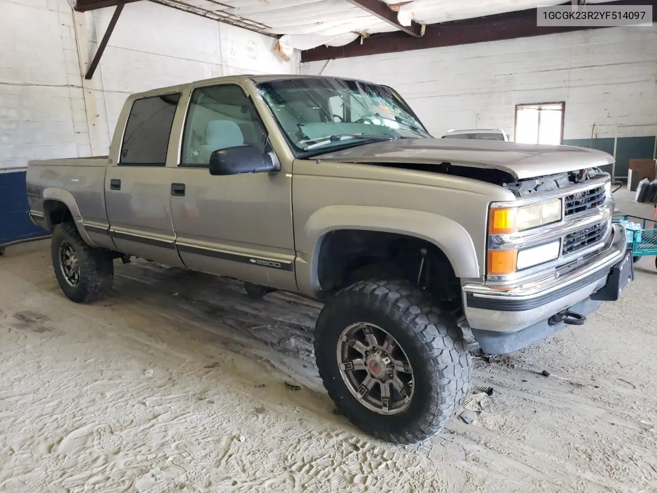 1GCGK23R2YF514097 2000 Chevrolet Gmt-400 K2500