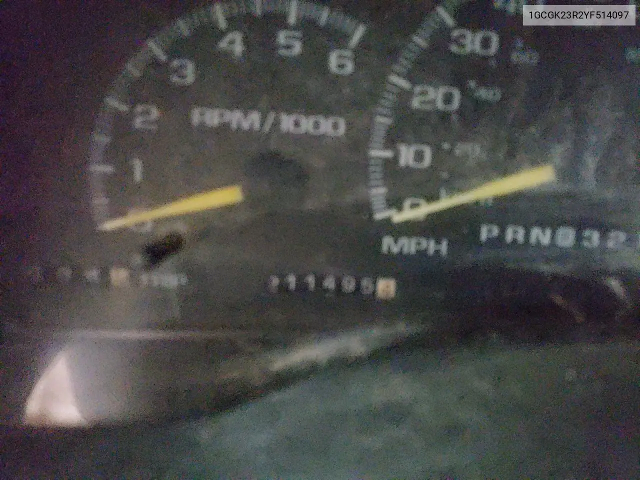 1GCGK23R2YF514097 2000 Chevrolet Gmt-400 K2500