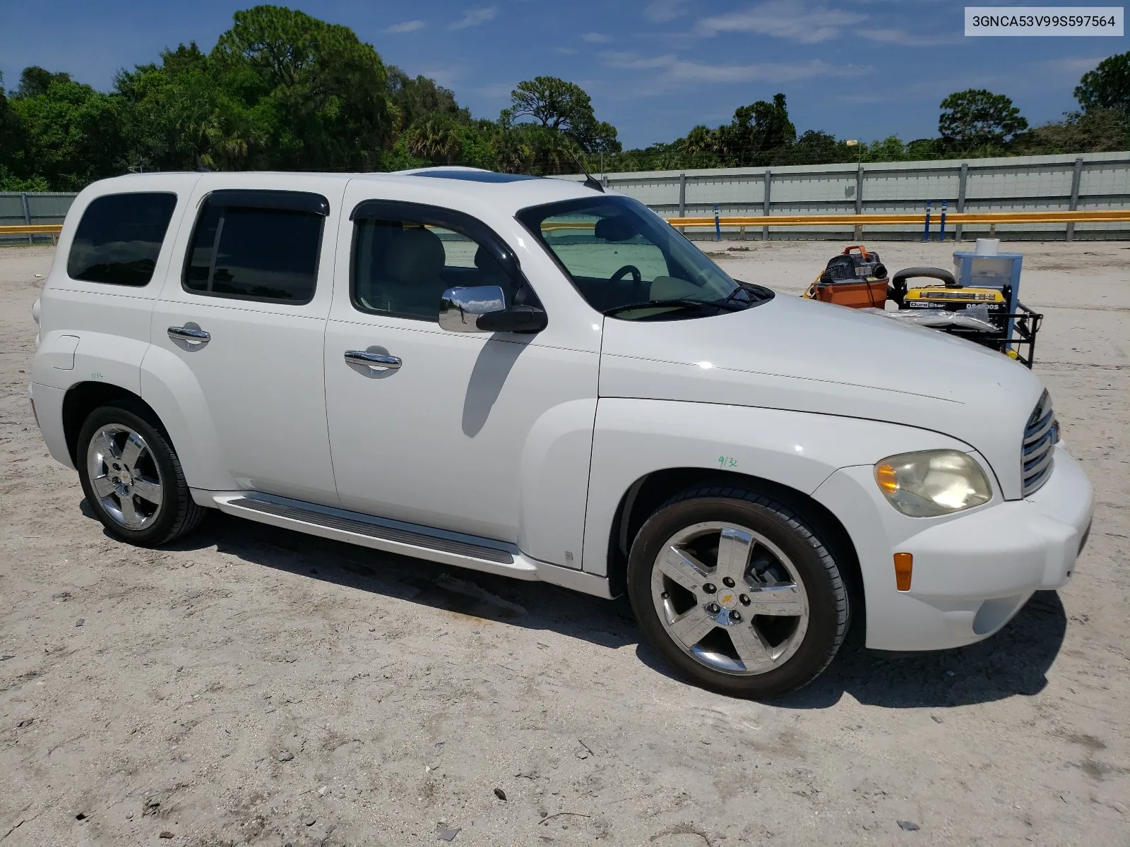 2009 Chevrolet Hhr Lt VIN: 3GNCA53V99S597564 Lot: 61287284