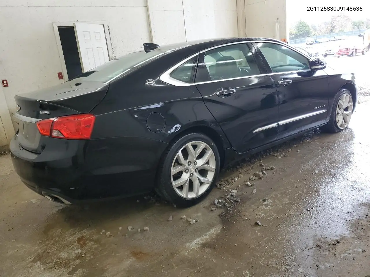 2G1125S30J9148636 2018 Chevrolet Impala Premier