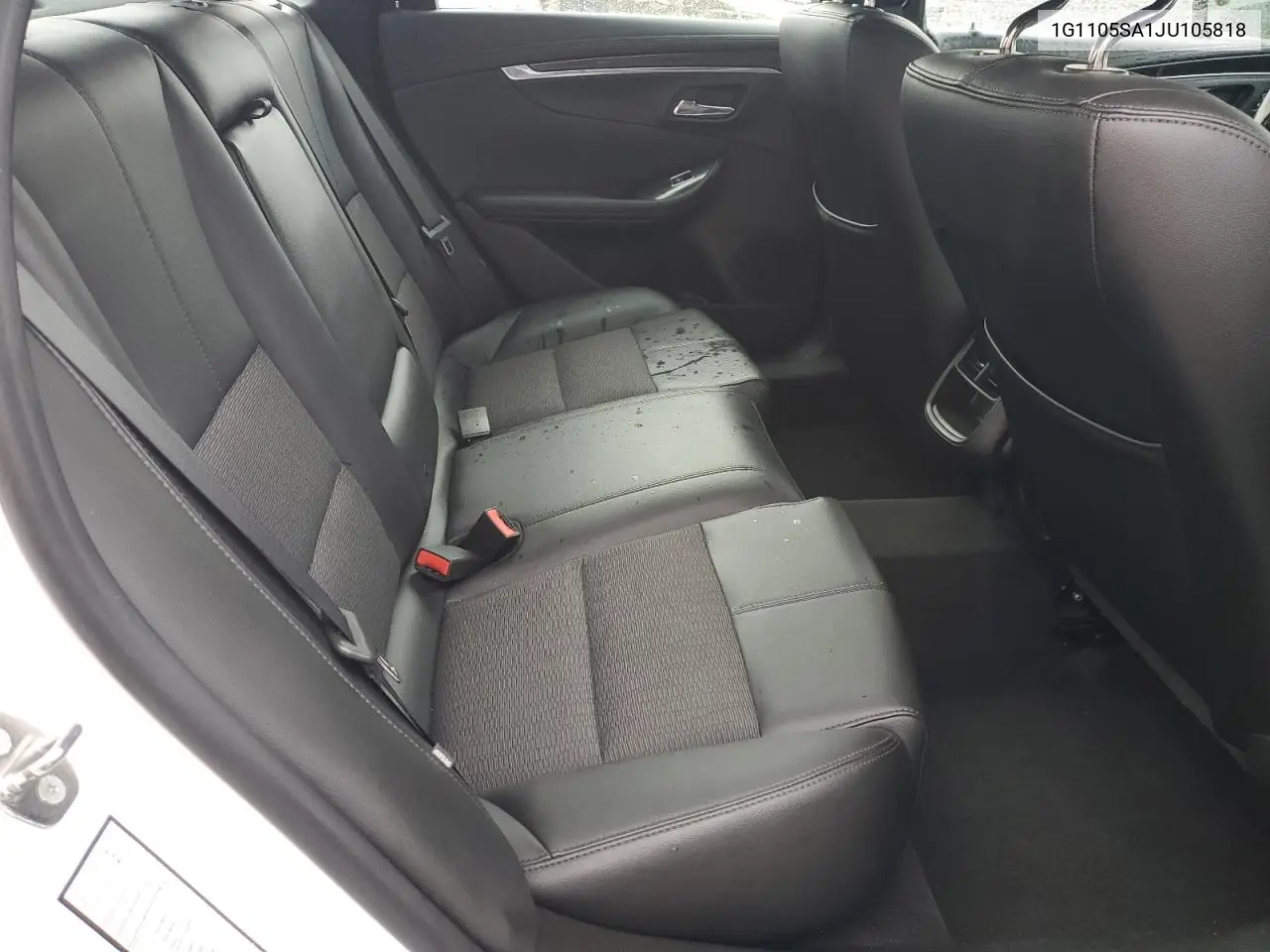 1G1105SA1JU105818 2018 Chevrolet Impala Lt