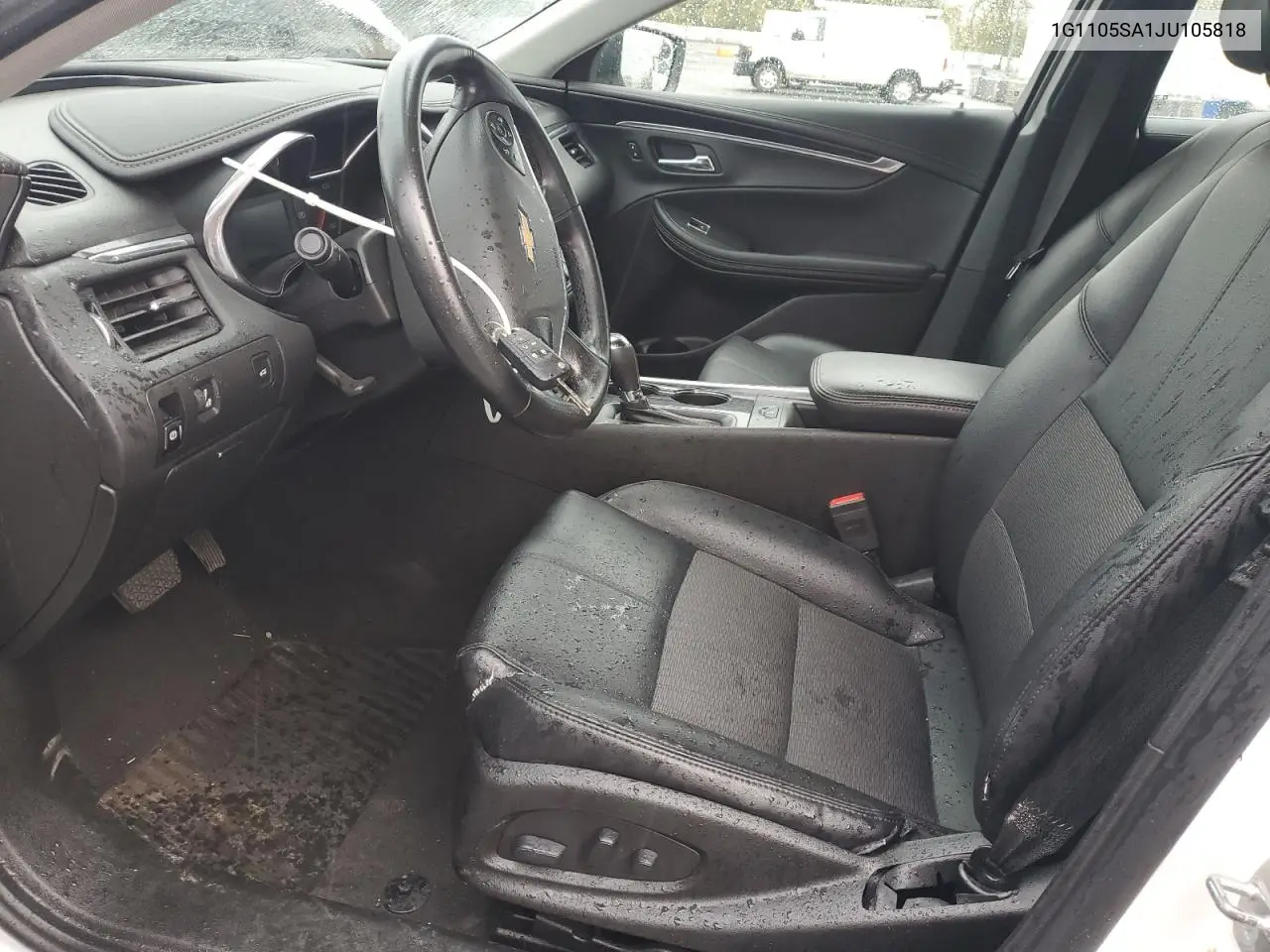 1G1105SA1JU105818 2018 Chevrolet Impala Lt