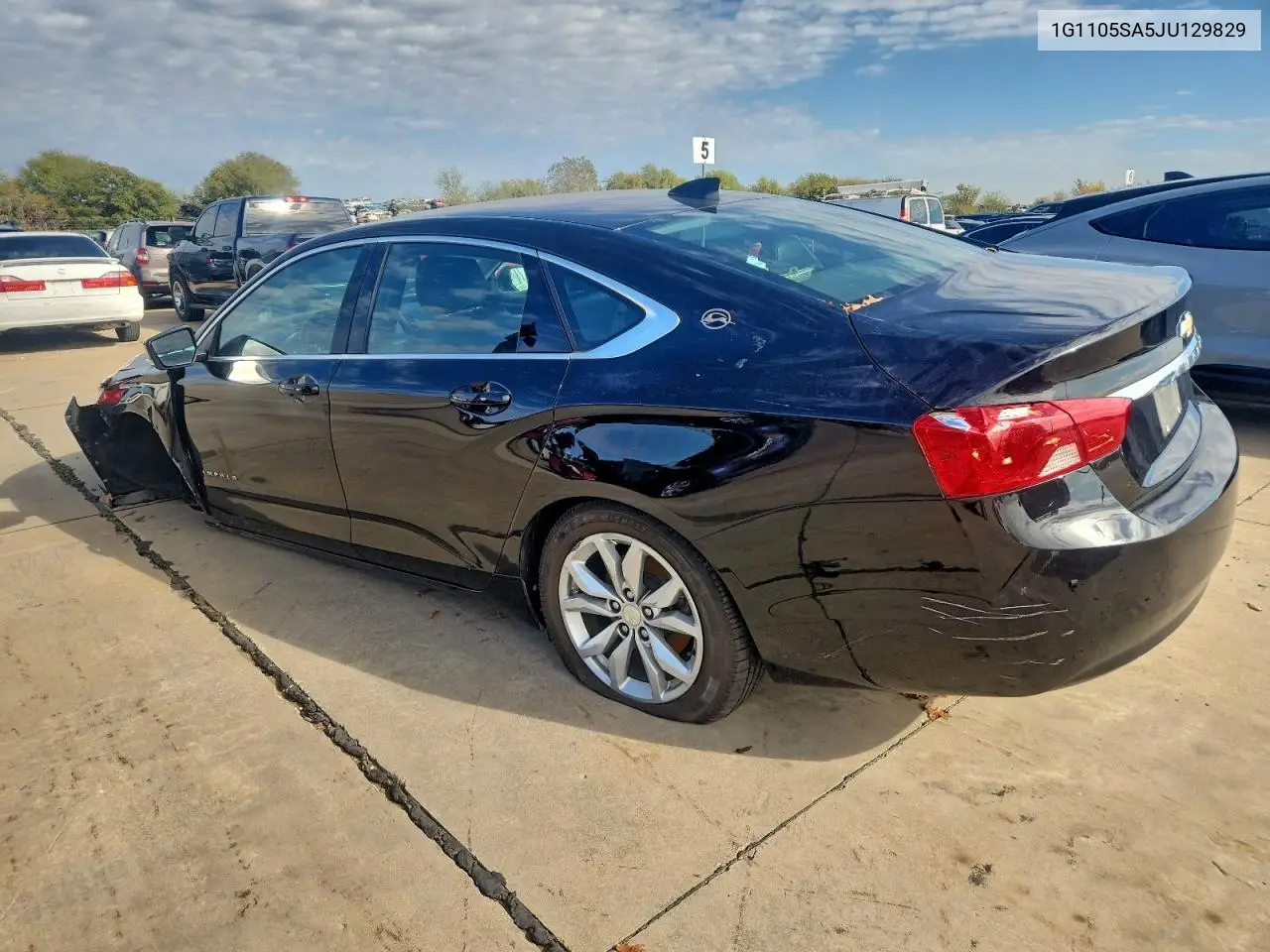 1G1105SA5JU129829 2018 Chevrolet Impala Lt
