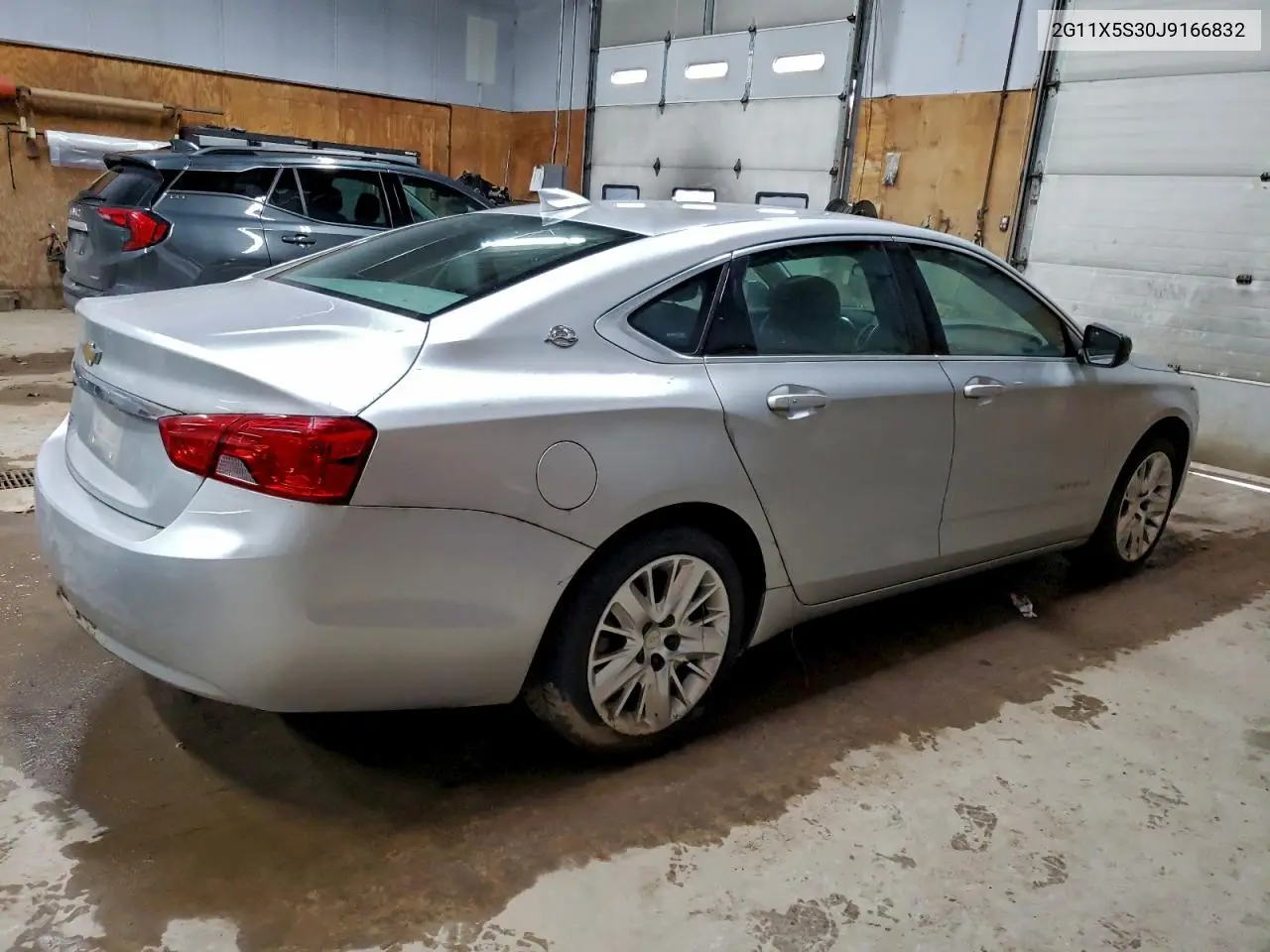 2G11X5S30J9166832 2018 Chevrolet Impala Ls