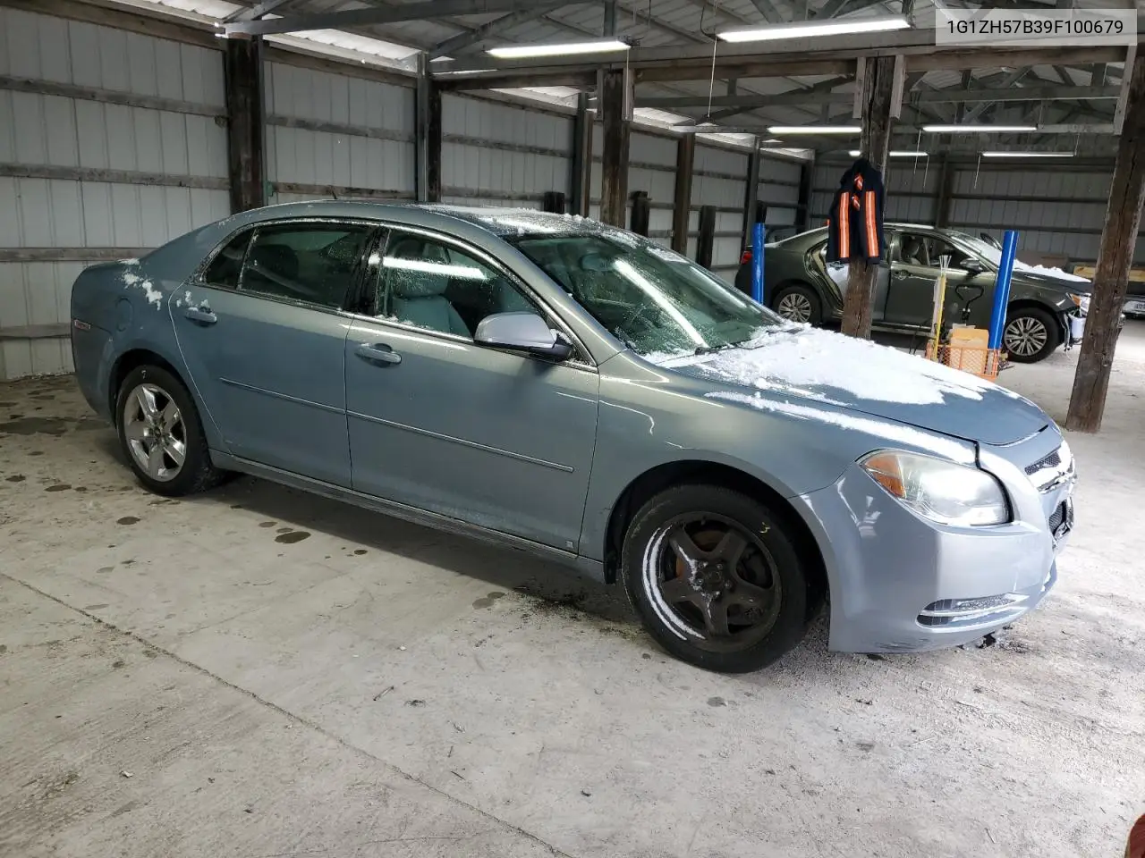 1G1ZH57B39F100679 2009 Chevrolet Malibu 1Lt