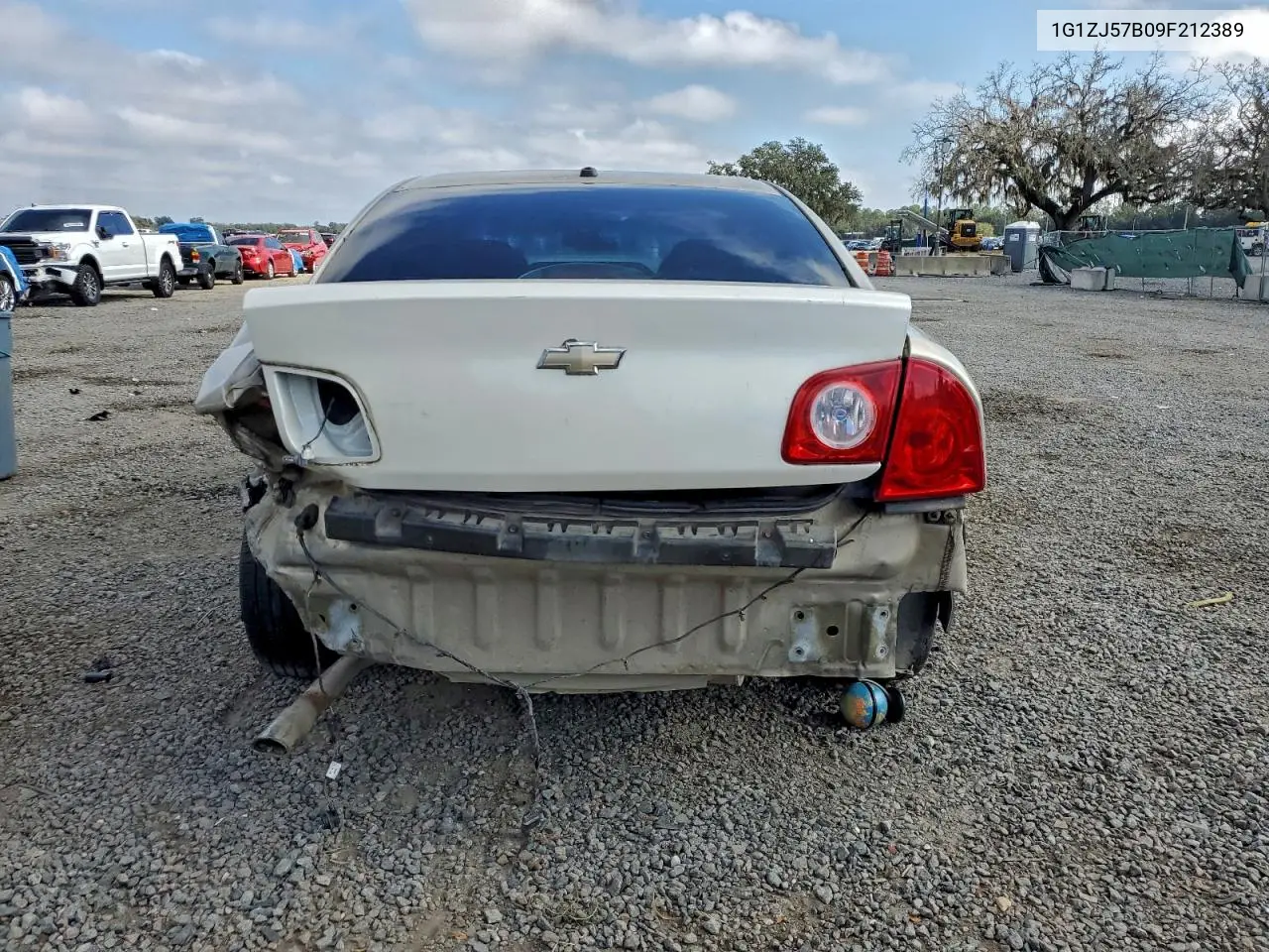1G1ZJ57B09F212389 2009 Chevrolet Malibu 2Lt