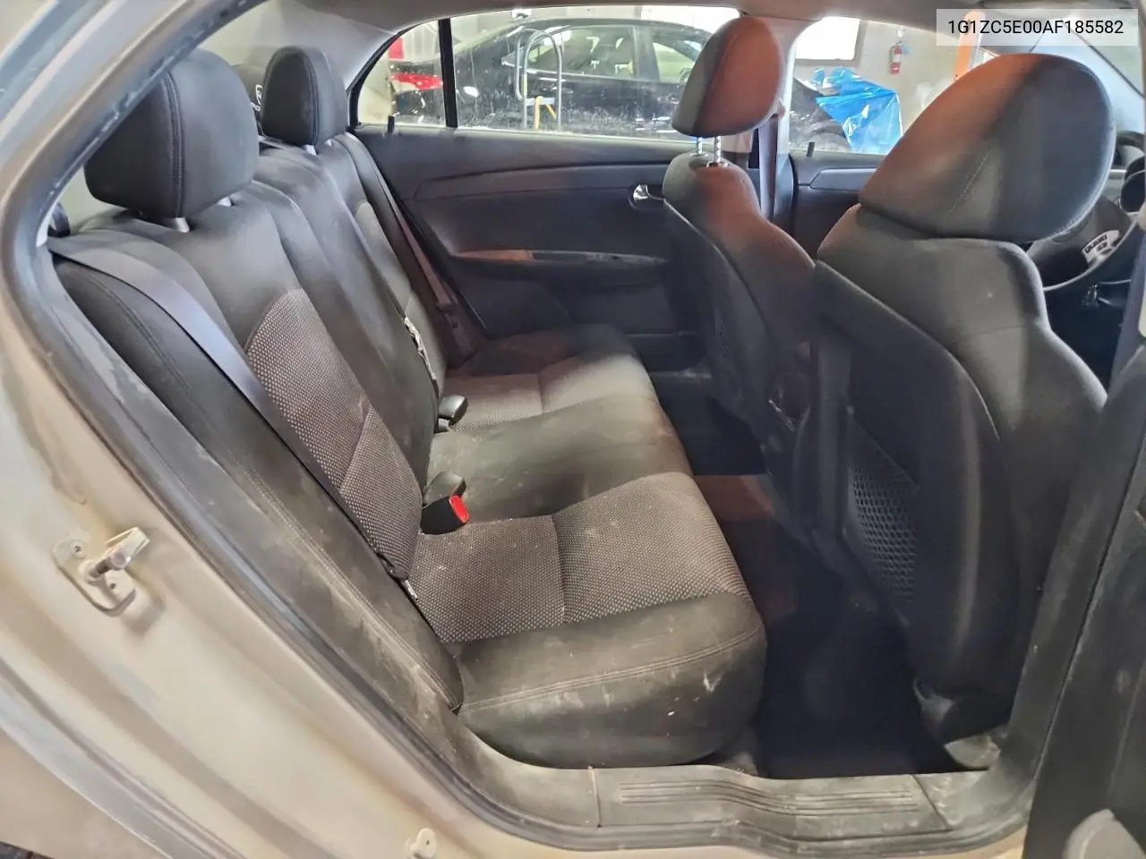 1G1ZC5E00AF185582 2010 Chevrolet Malibu 1Lt