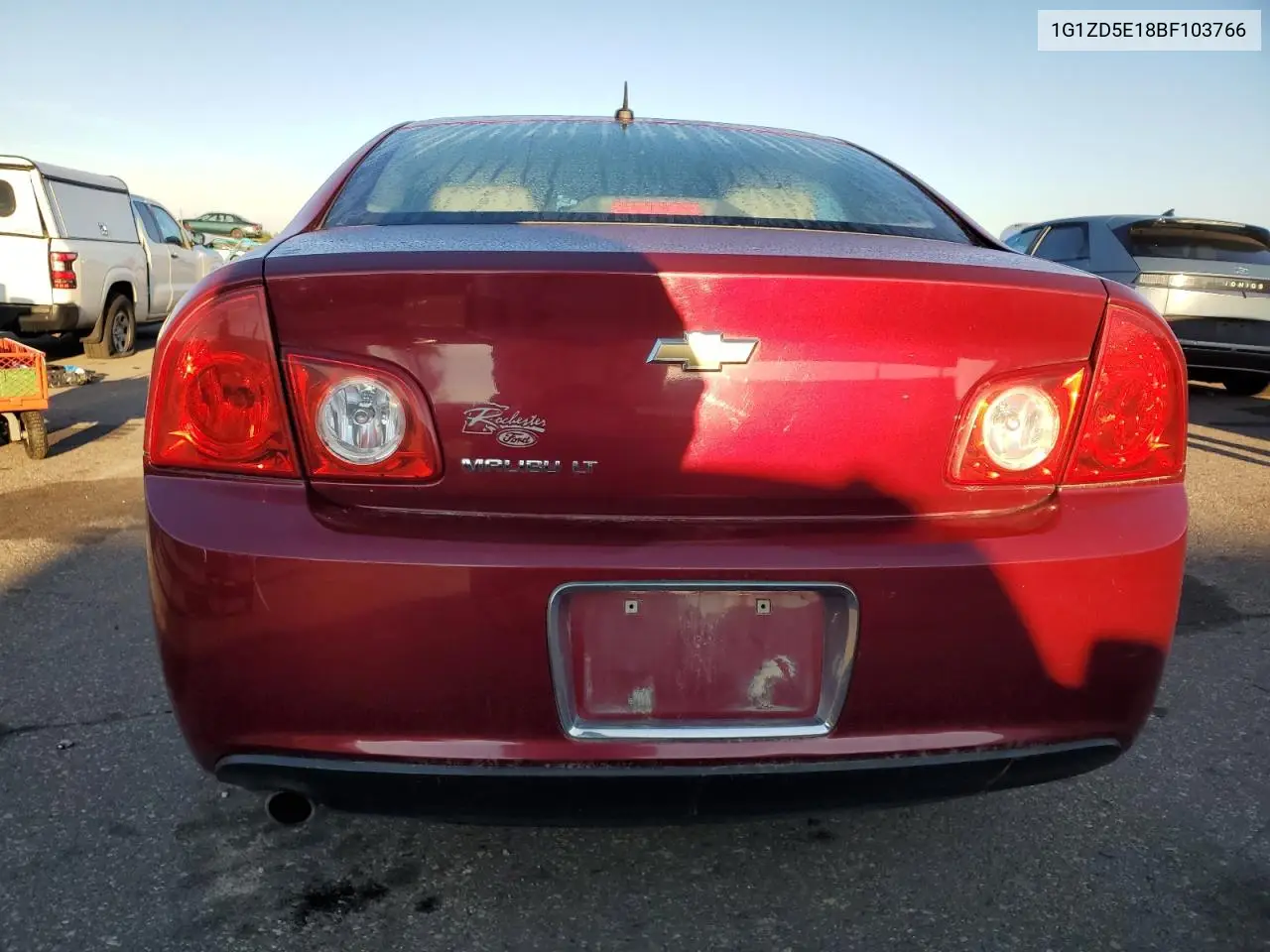 1G1ZD5E18BF103766 2011 Chevrolet Malibu 2Lt