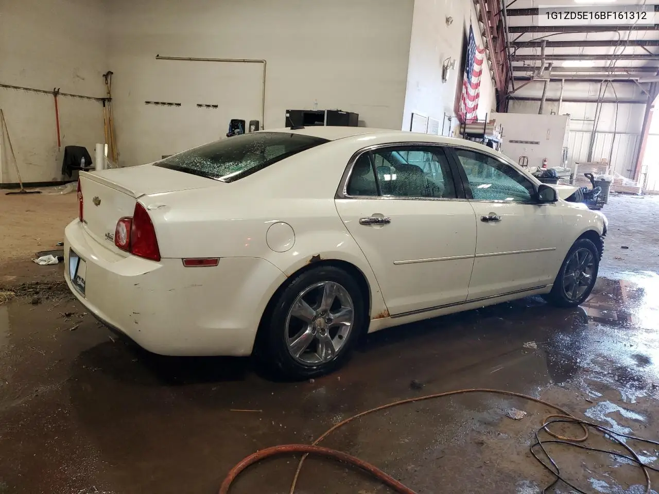 1G1ZD5E16BF161312 2011 Chevrolet Malibu 2Lt