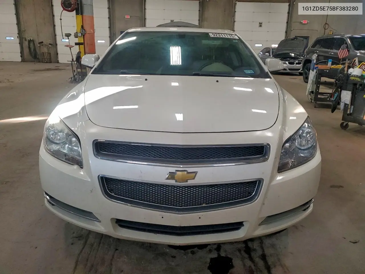 1G1ZD5E75BF383280 2011 Chevrolet Malibu 2Lt