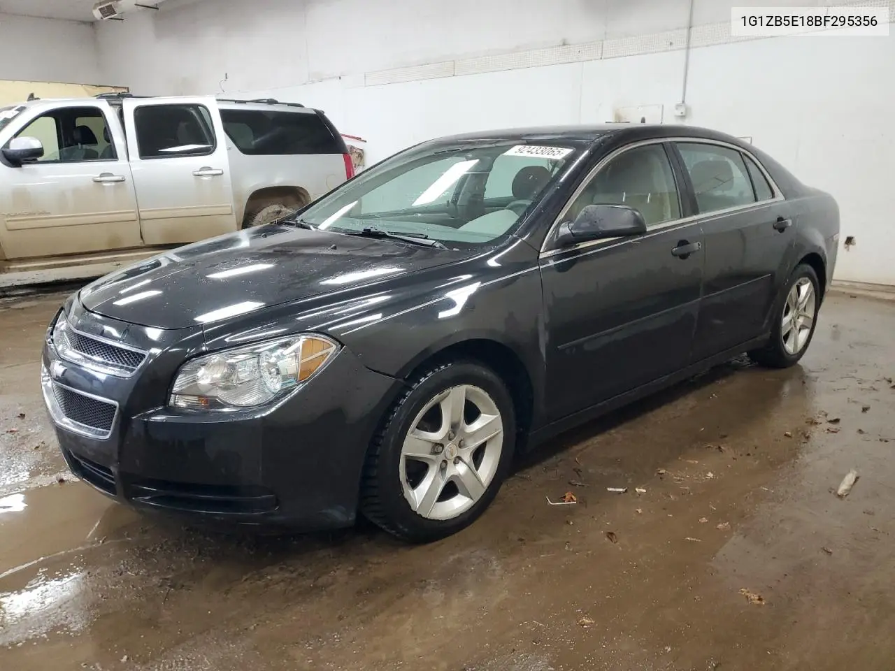 1G1ZB5E18BF295356 2011 Chevrolet Malibu Ls