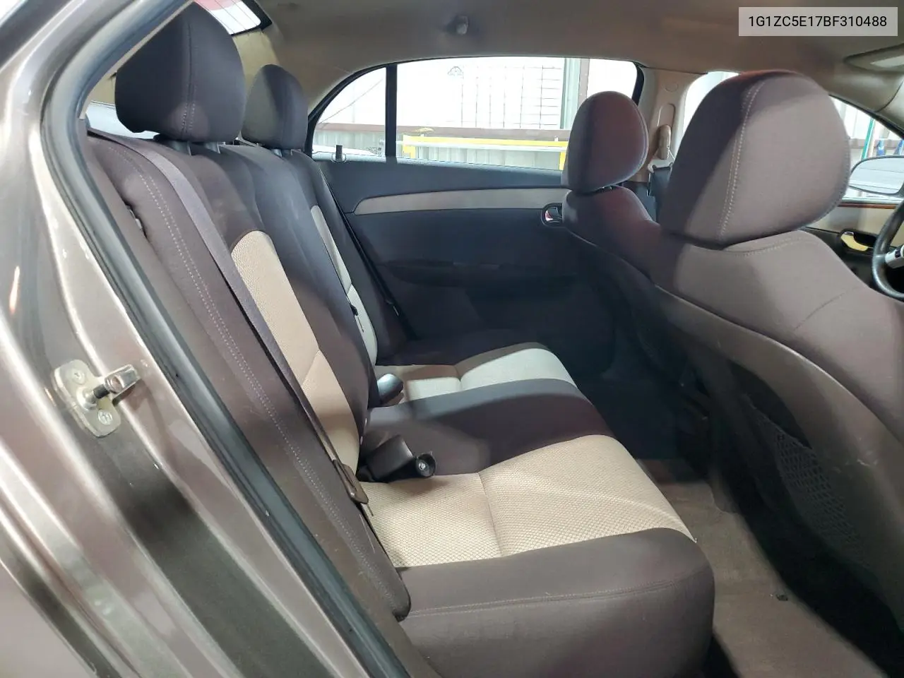 1G1ZC5E17BF310488 2011 Chevrolet Malibu 1Lt