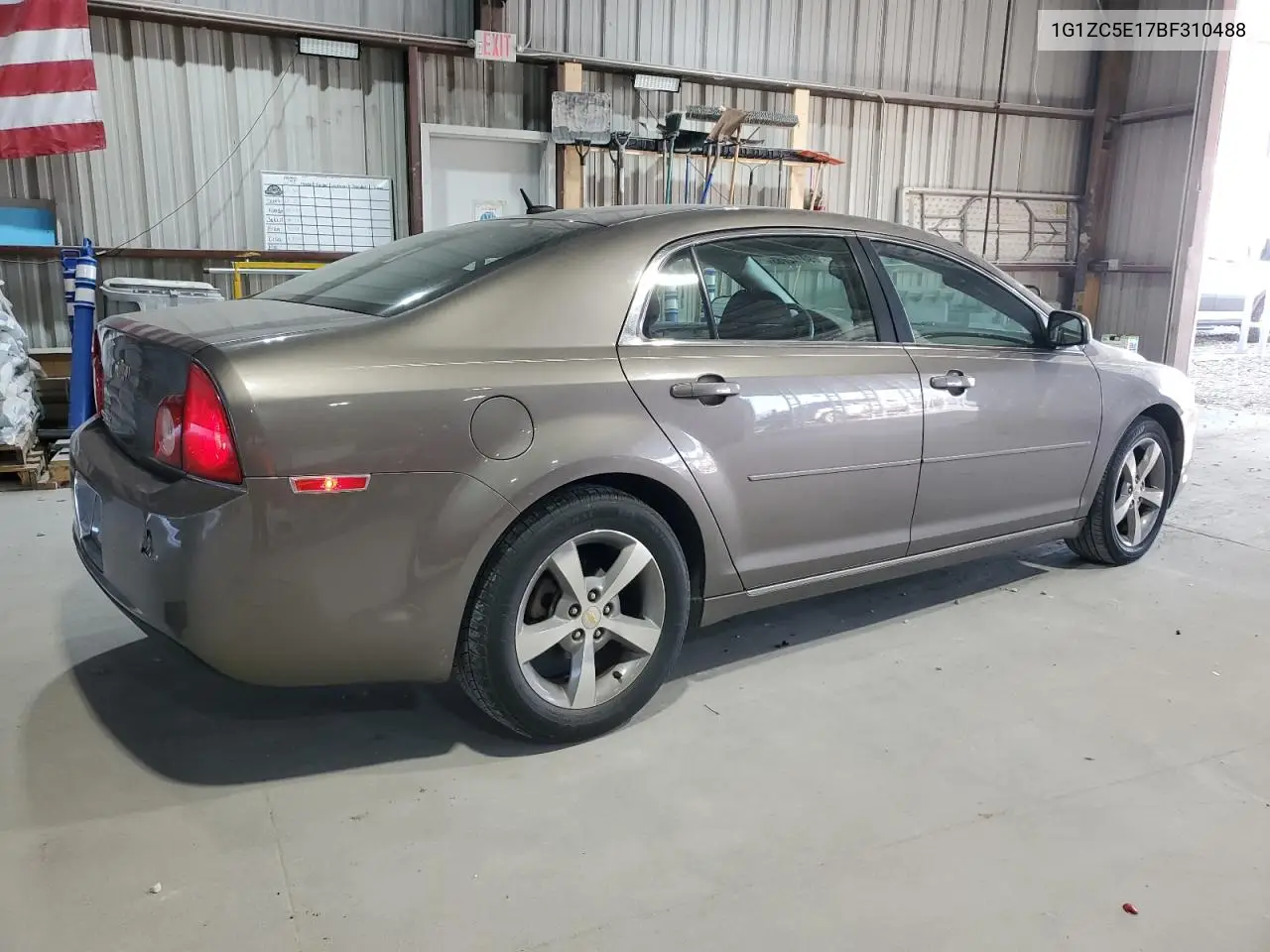 1G1ZC5E17BF310488 2011 Chevrolet Malibu 1Lt