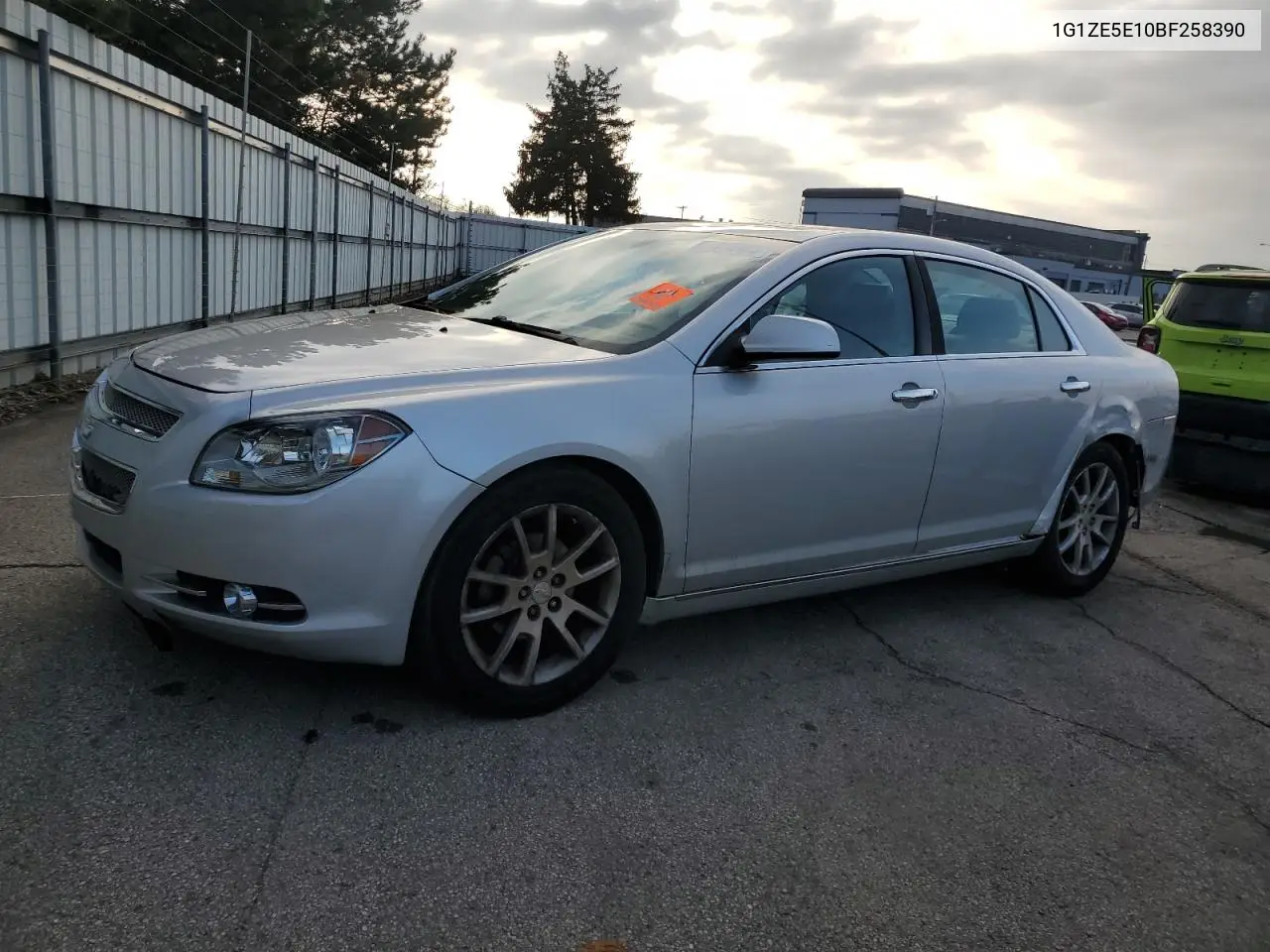 1G1ZE5E10BF258390 2011 Chevrolet Malibu Ltz