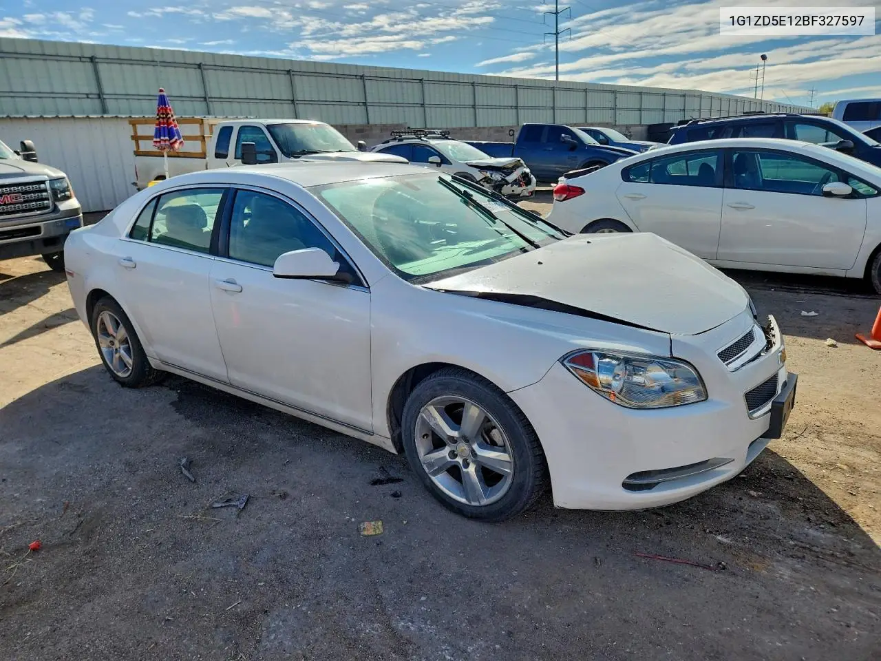 1G1ZD5E12BF327597 2011 Chevrolet Malibu 2Lt