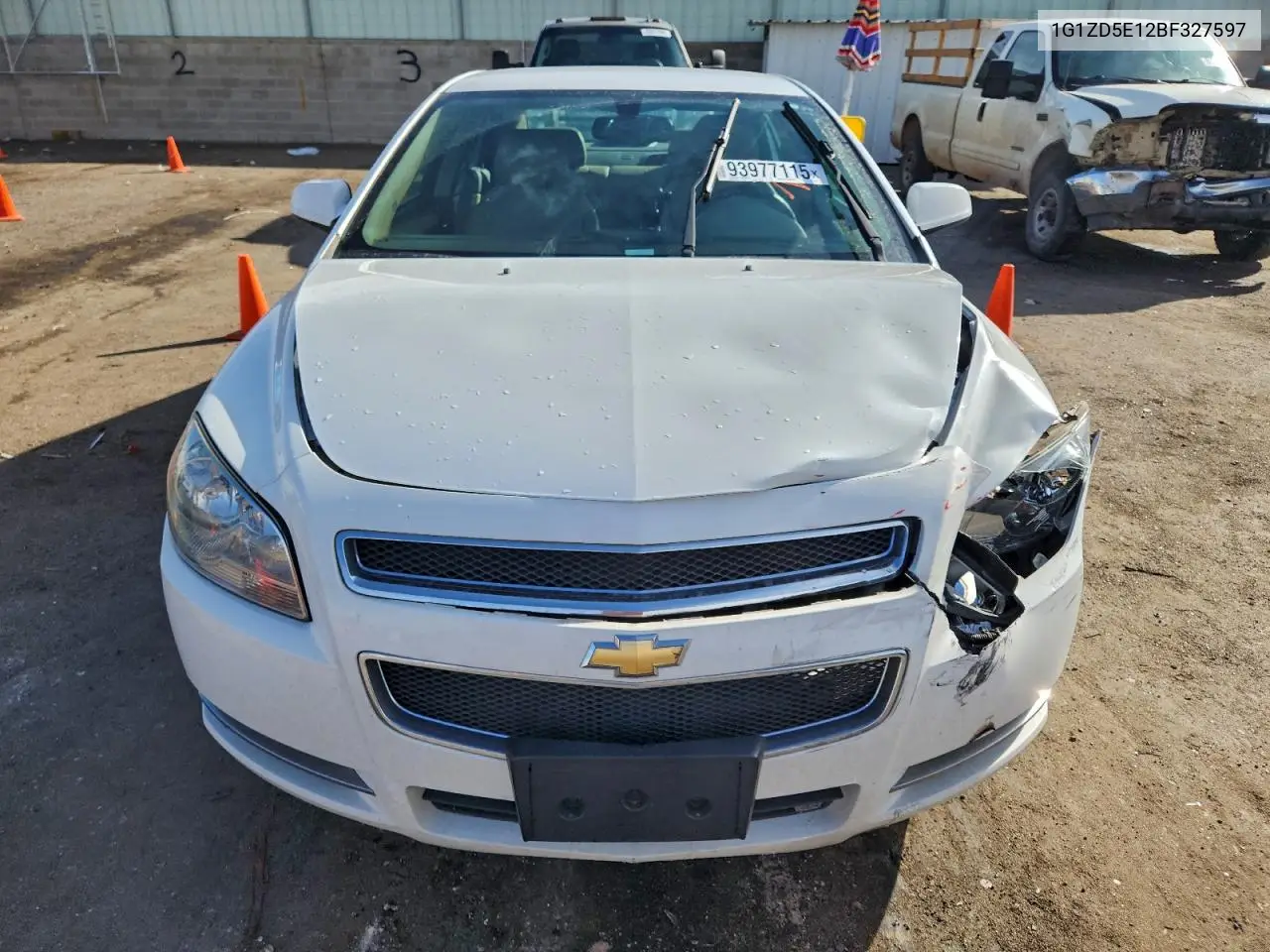 1G1ZD5E12BF327597 2011 Chevrolet Malibu 2Lt