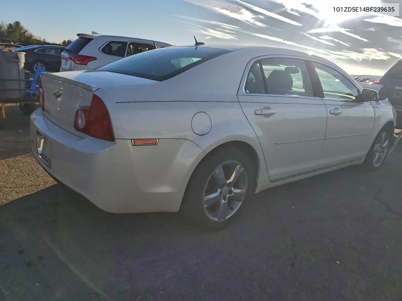 1G1ZD5E14BF239635 2011 Chevrolet Malibu 2Lt