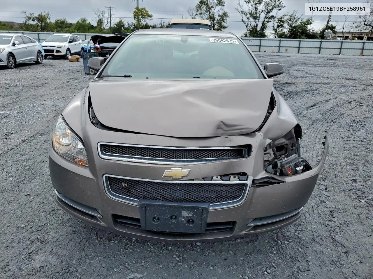 1G1ZC5E19BF258961 2011 Chevrolet Malibu 1Lt