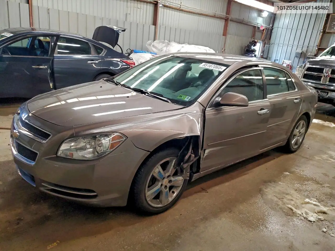1G1ZD5EU1CF145482 2012 Chevrolet Malibu 2Lt