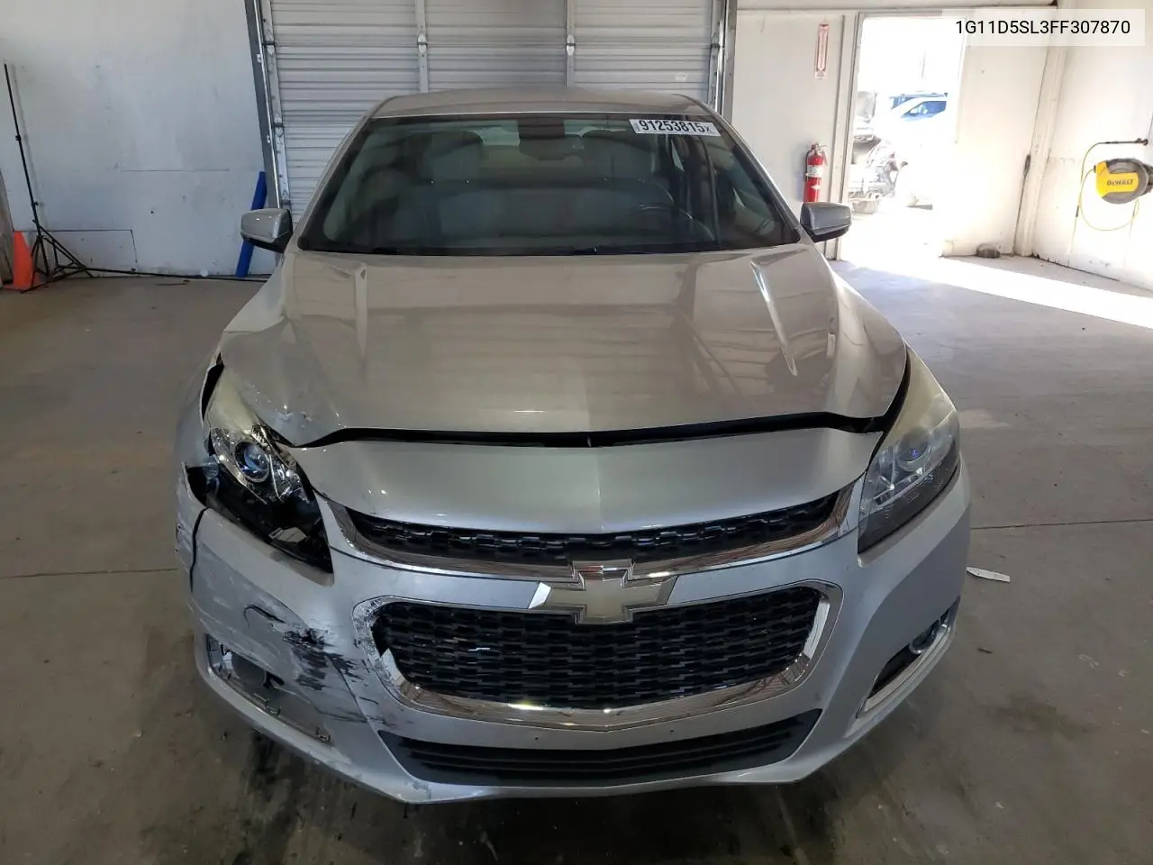 1G11D5SL3FF307870 2015 Chevrolet Malibu 2Lt
