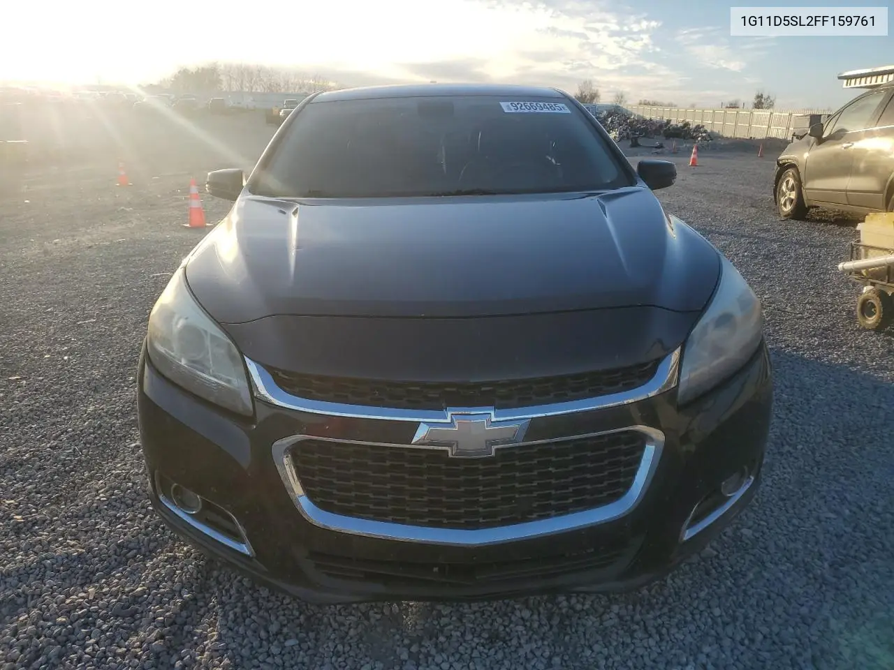 1G11D5SL2FF159761 2015 Chevrolet Malibu 2Lt