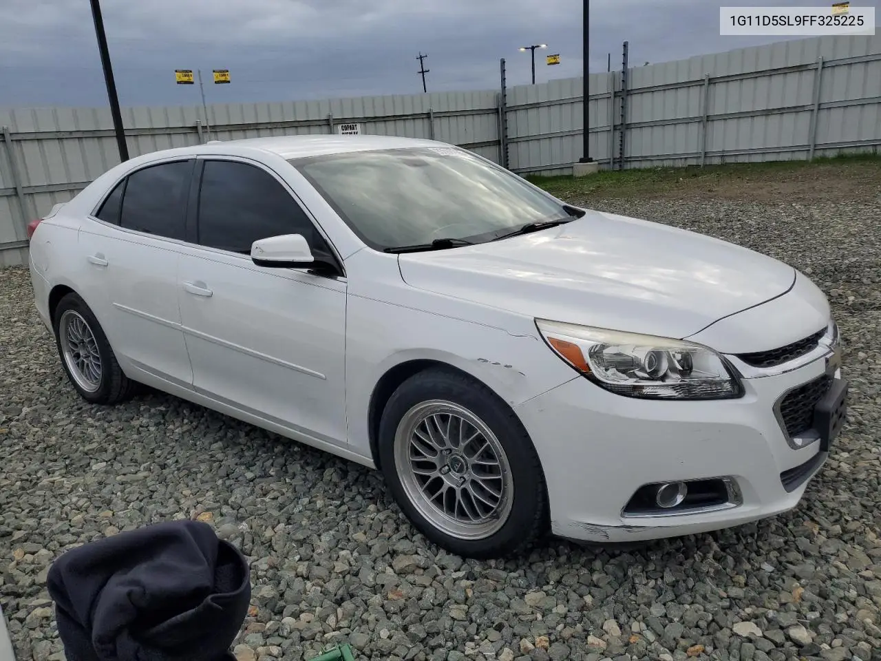 1G11D5SL9FF325225 2015 Chevrolet Malibu 2Lt
