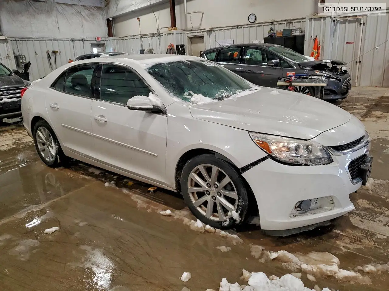1G11D5SL5FU143792 2015 Chevrolet Malibu 2Lt