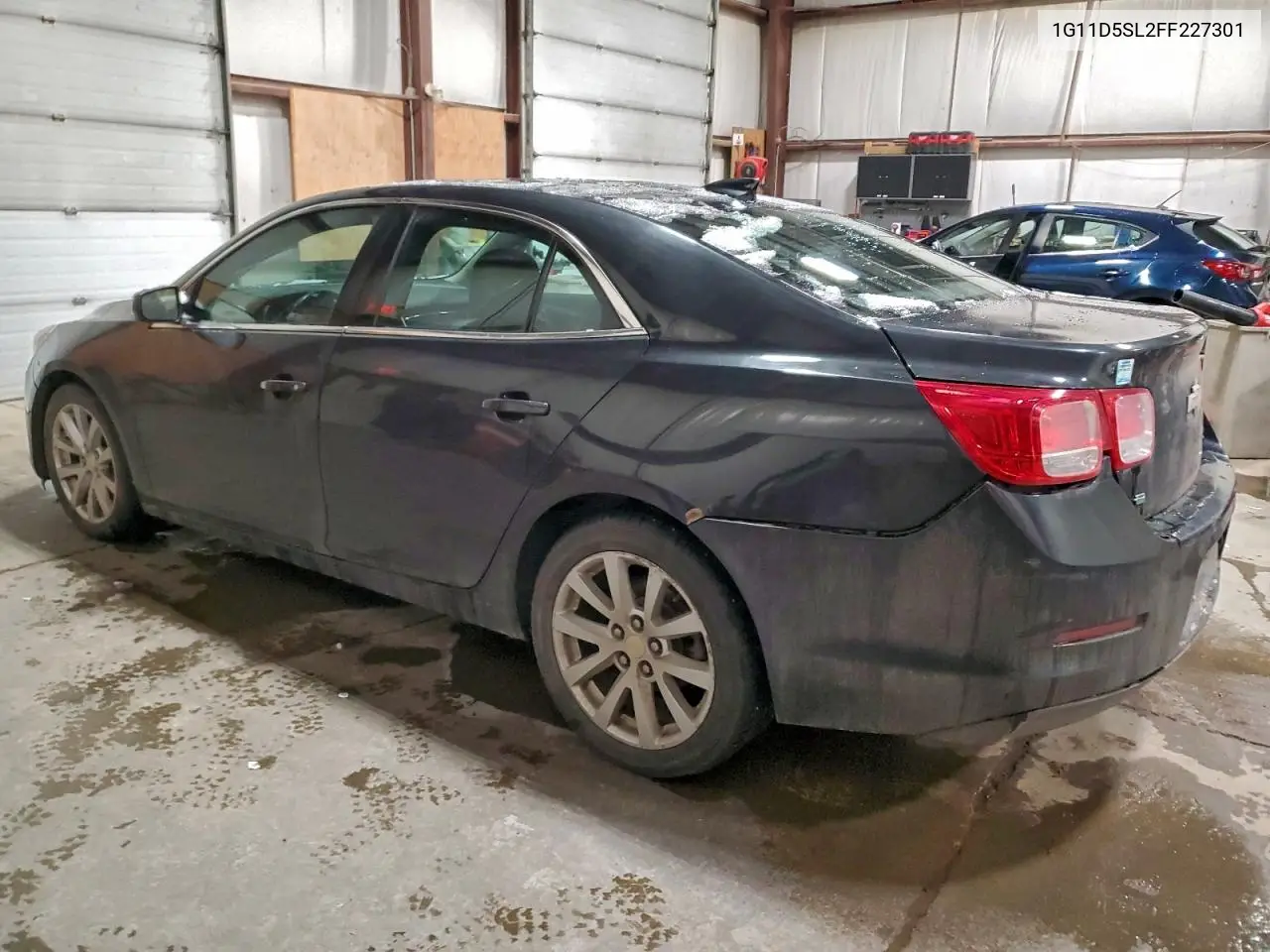 1G11D5SL2FF227301 2015 Chevrolet Malibu 2Lt