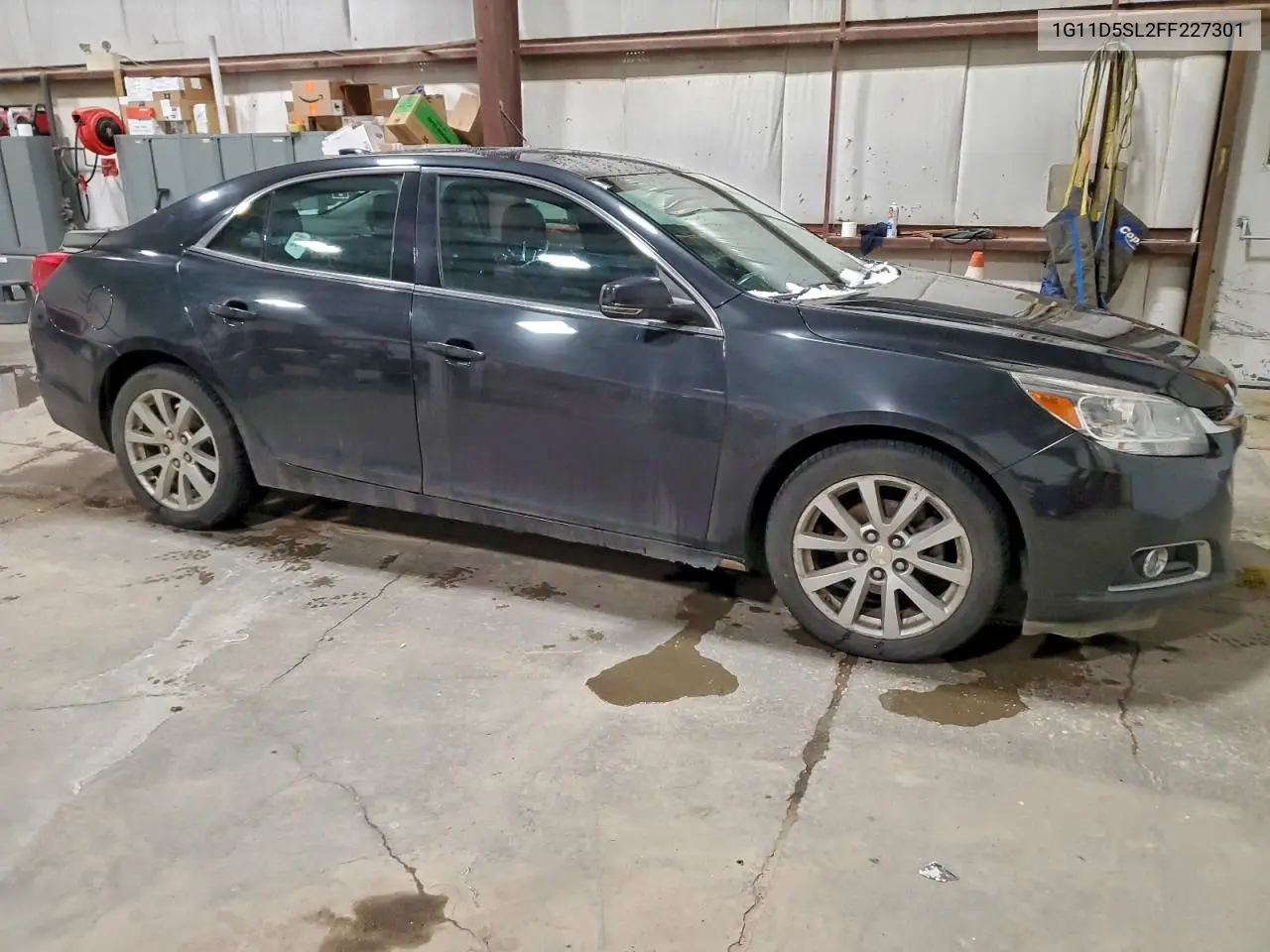 1G11D5SL2FF227301 2015 Chevrolet Malibu 2Lt
