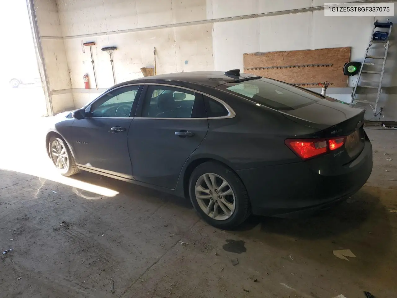 1G1ZE5ST8GF337075 2016 Chevrolet Malibu Lt