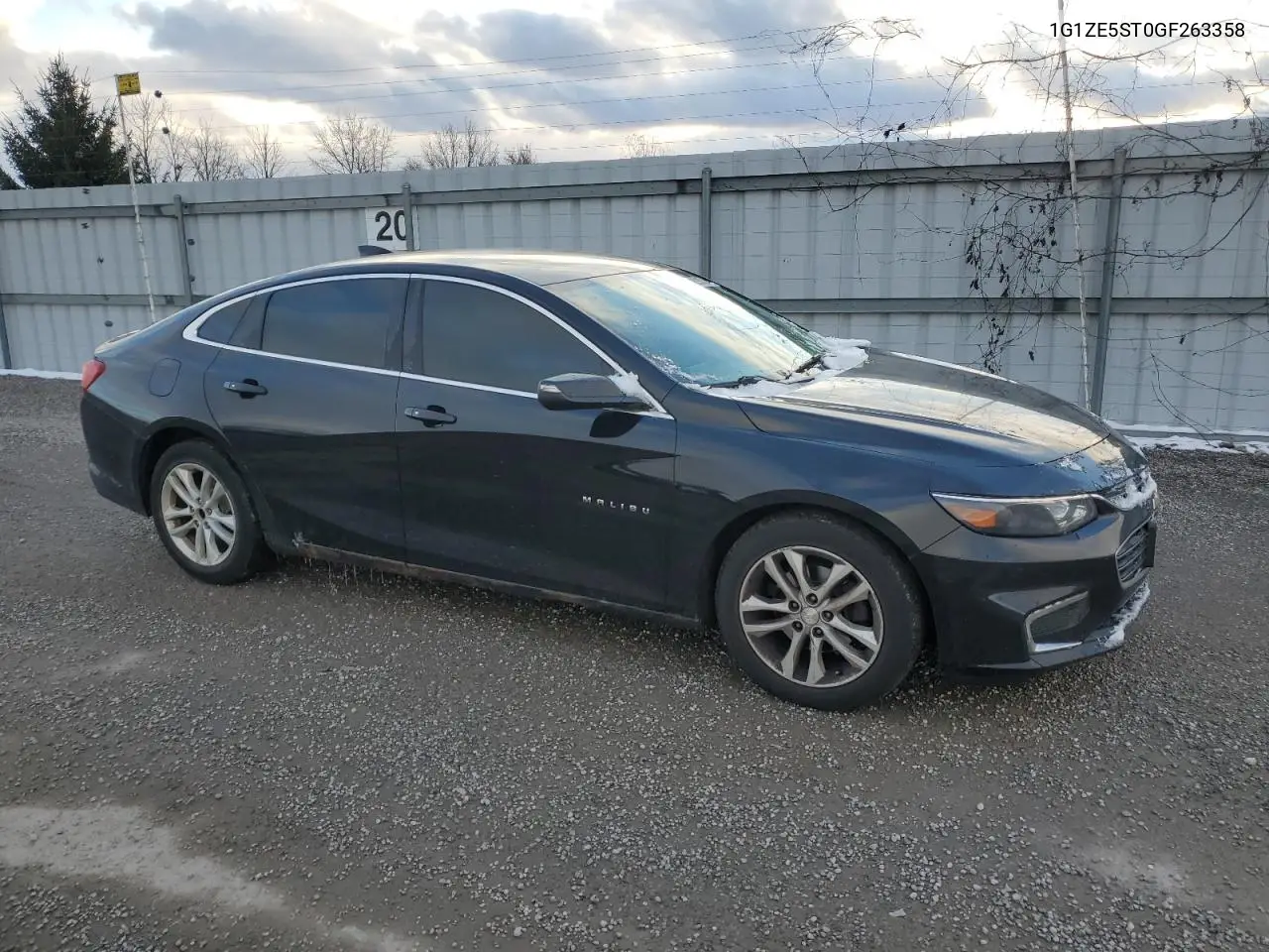 1G1ZE5ST0GF263358 2016 Chevrolet Malibu Lt