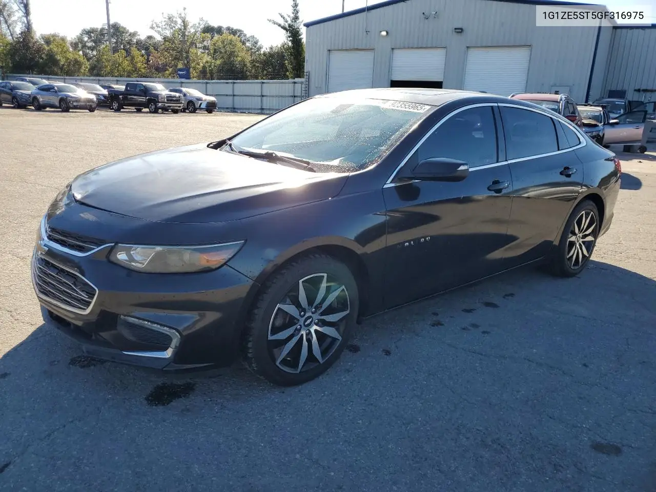 1G1ZE5ST5GF316975 2016 Chevrolet Malibu Lt