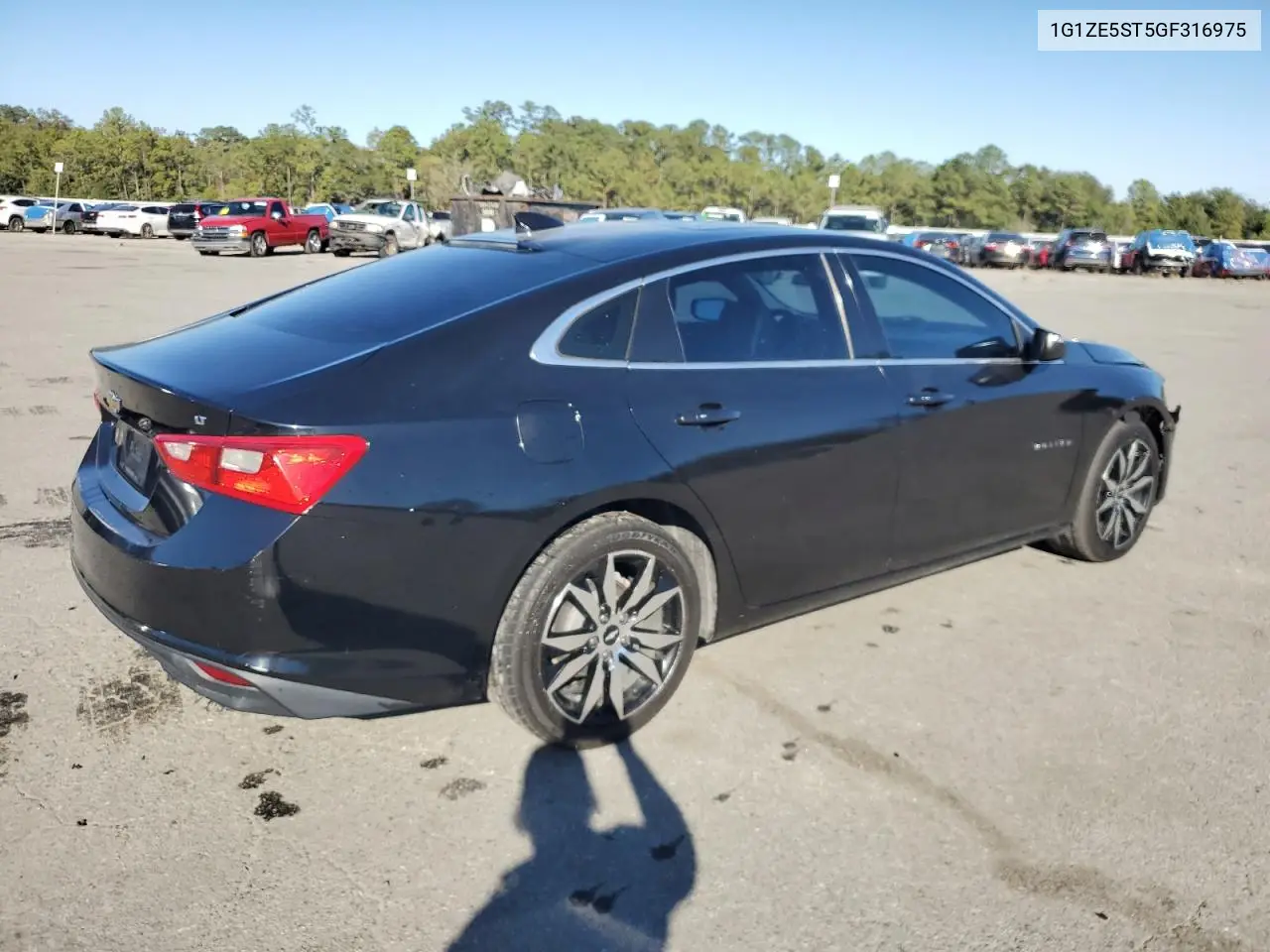 1G1ZE5ST5GF316975 2016 Chevrolet Malibu Lt