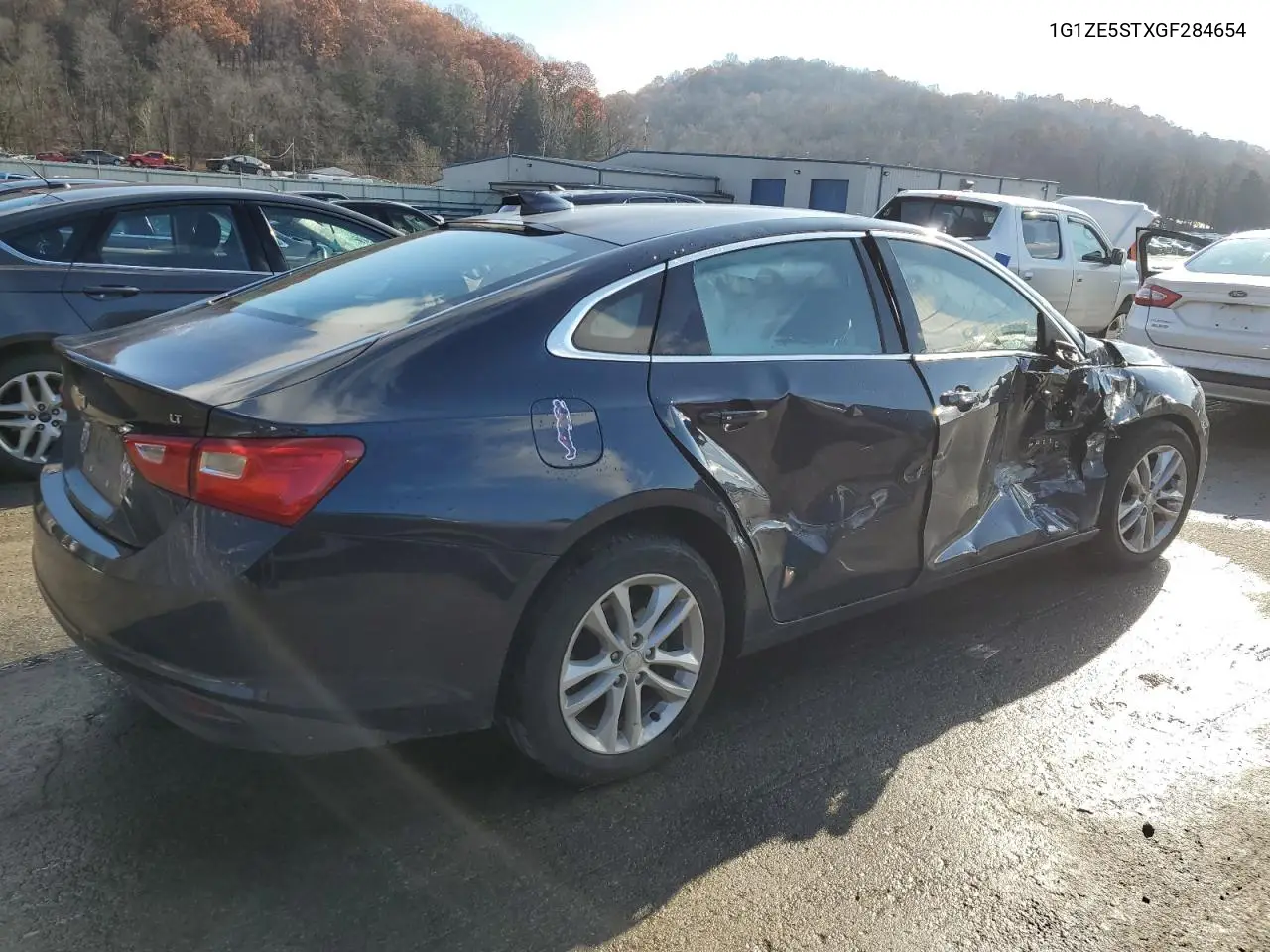 1G1ZE5STXGF284654 2016 Chevrolet Malibu Lt