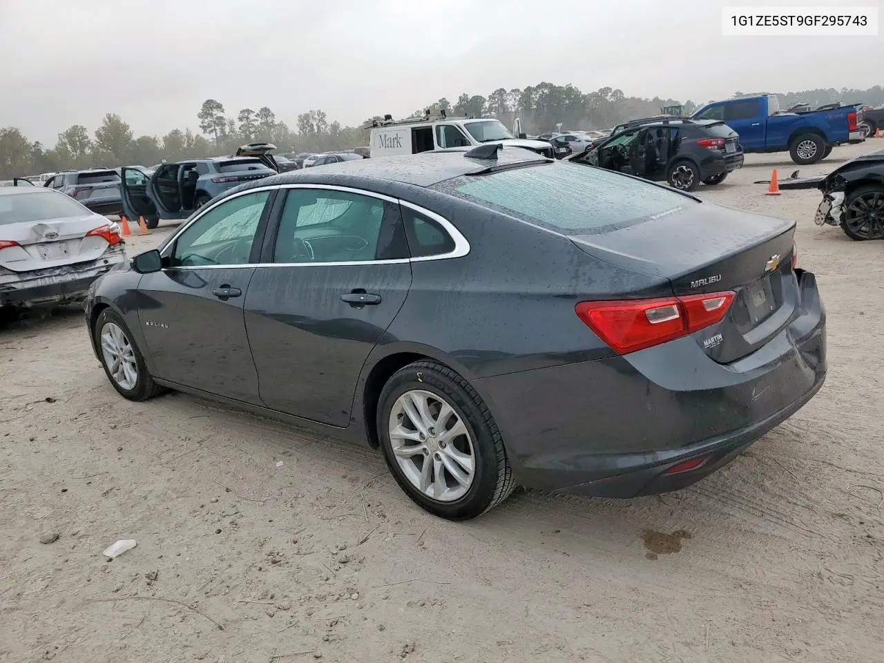 1G1ZE5ST9GF295743 2016 Chevrolet Malibu Lt