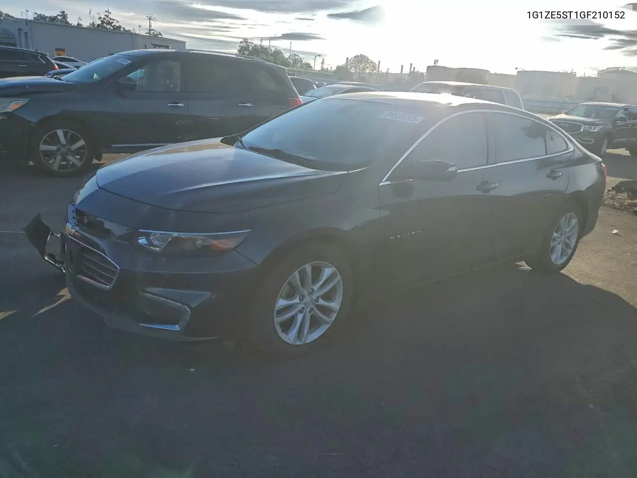 1G1ZE5ST1GF210152 2016 Chevrolet Malibu Lt