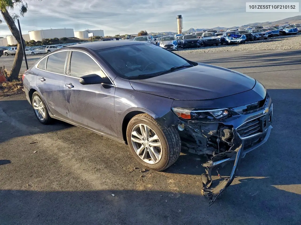 1G1ZE5ST1GF210152 2016 Chevrolet Malibu Lt