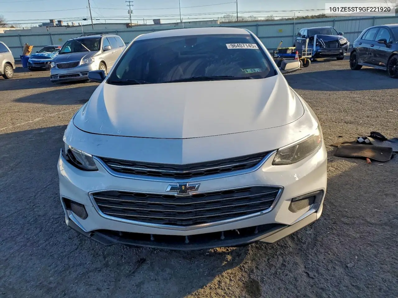 1G1ZE5ST9GF221920 2016 Chevrolet Malibu Lt
