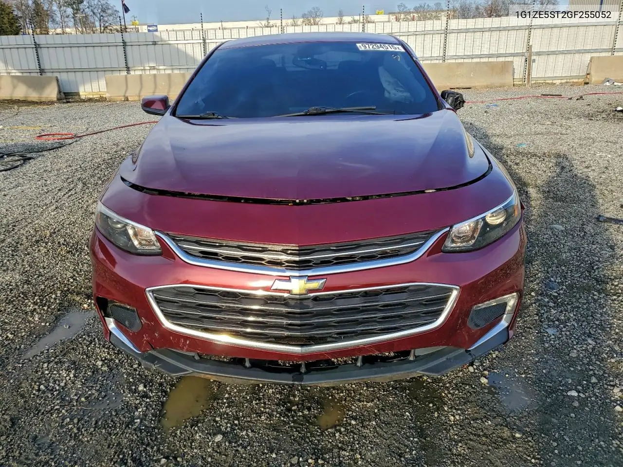 1G1ZE5ST2GF255052 2016 Chevrolet Malibu Lt