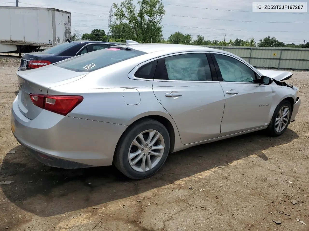 1G1ZD5ST3JF187287 2018 Chevrolet Malibu Lt