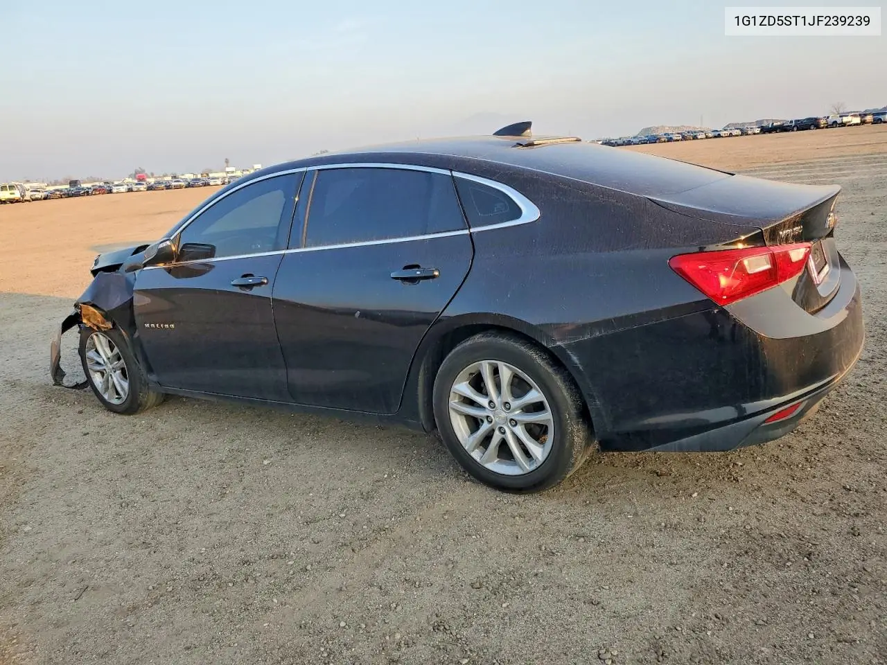 1G1ZD5ST1JF239239 2018 Chevrolet Malibu Lt