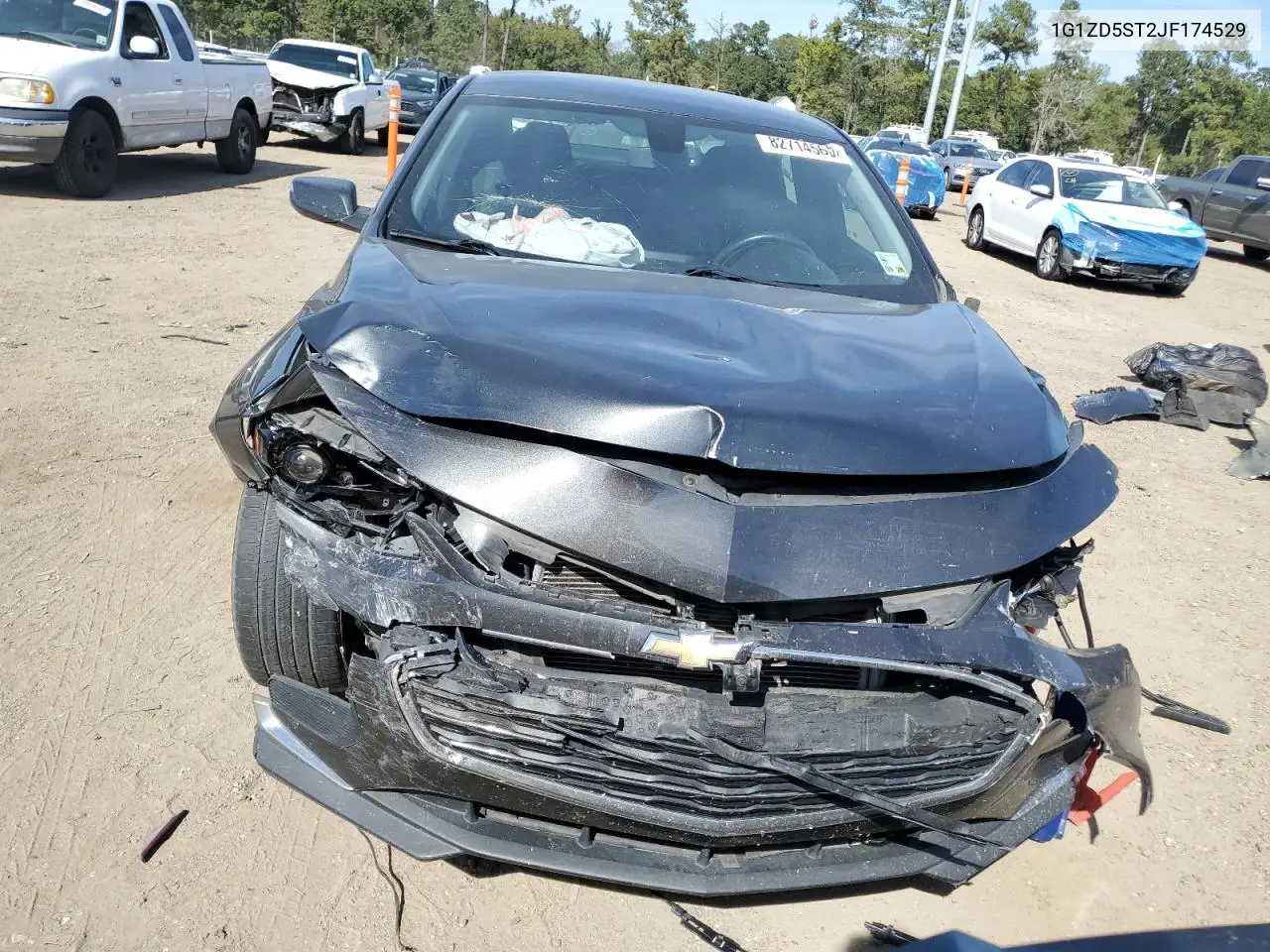 1G1ZD5ST2JF174529 2018 Chevrolet Malibu Lt