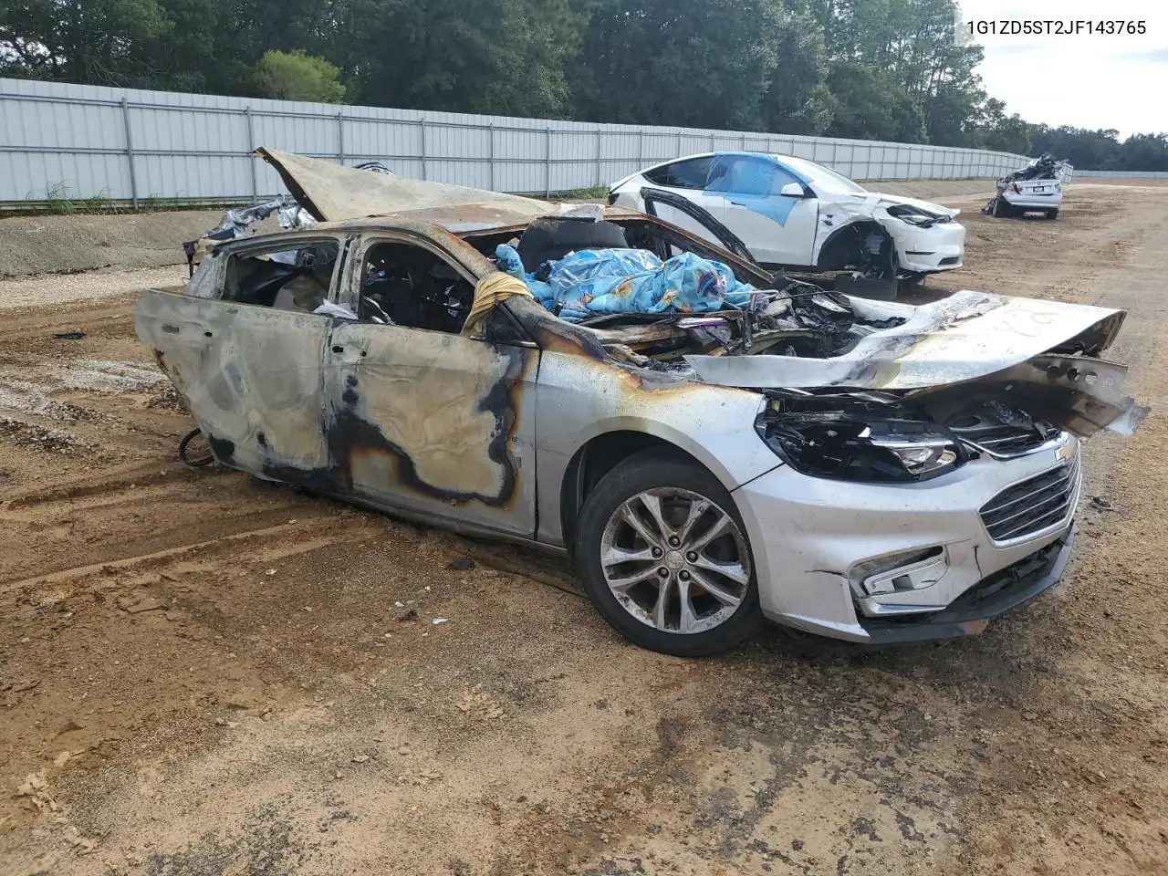 1G1ZD5ST2JF143765 2018 Chevrolet Malibu Lt