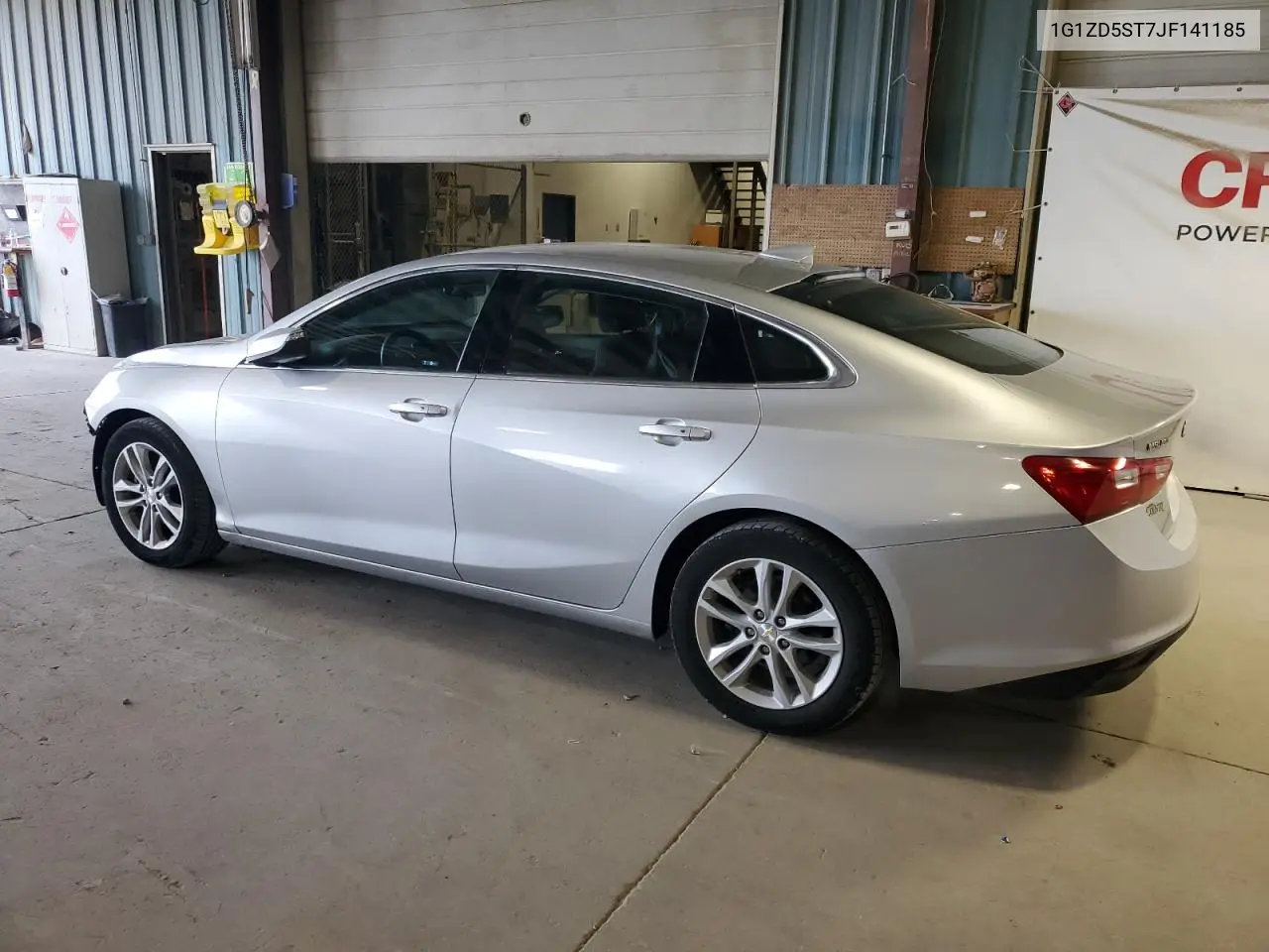 1G1ZD5ST7JF141185 2018 Chevrolet Malibu Lt
